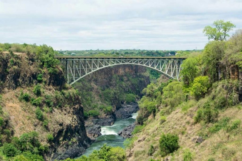 Bridge found between Zambia and Zimbabwe